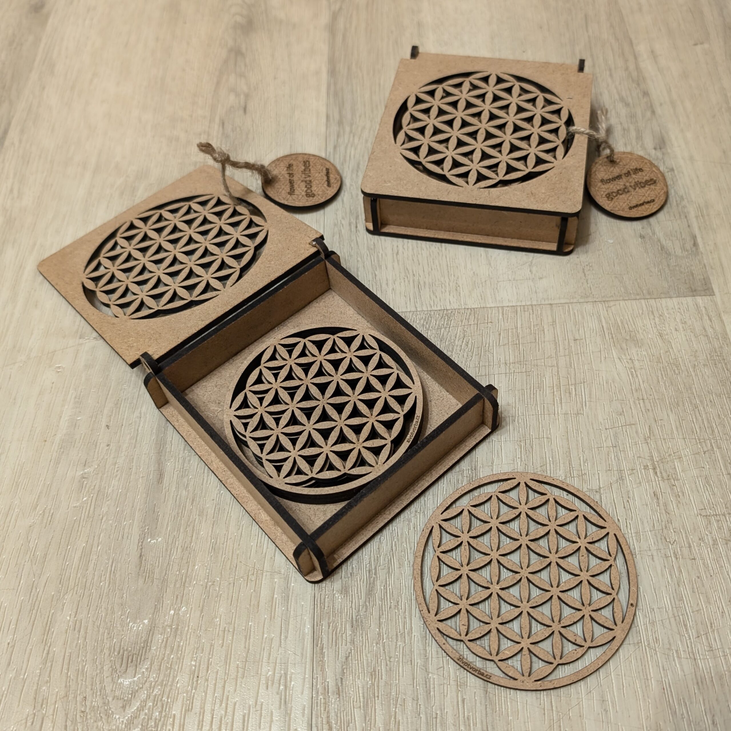 Sada podtácků v designové krabičce - Obrázek 2